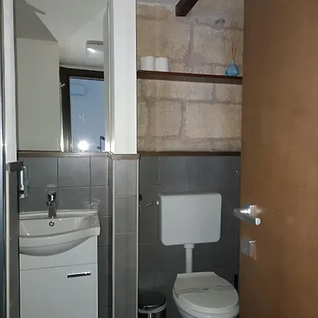 Af تراني